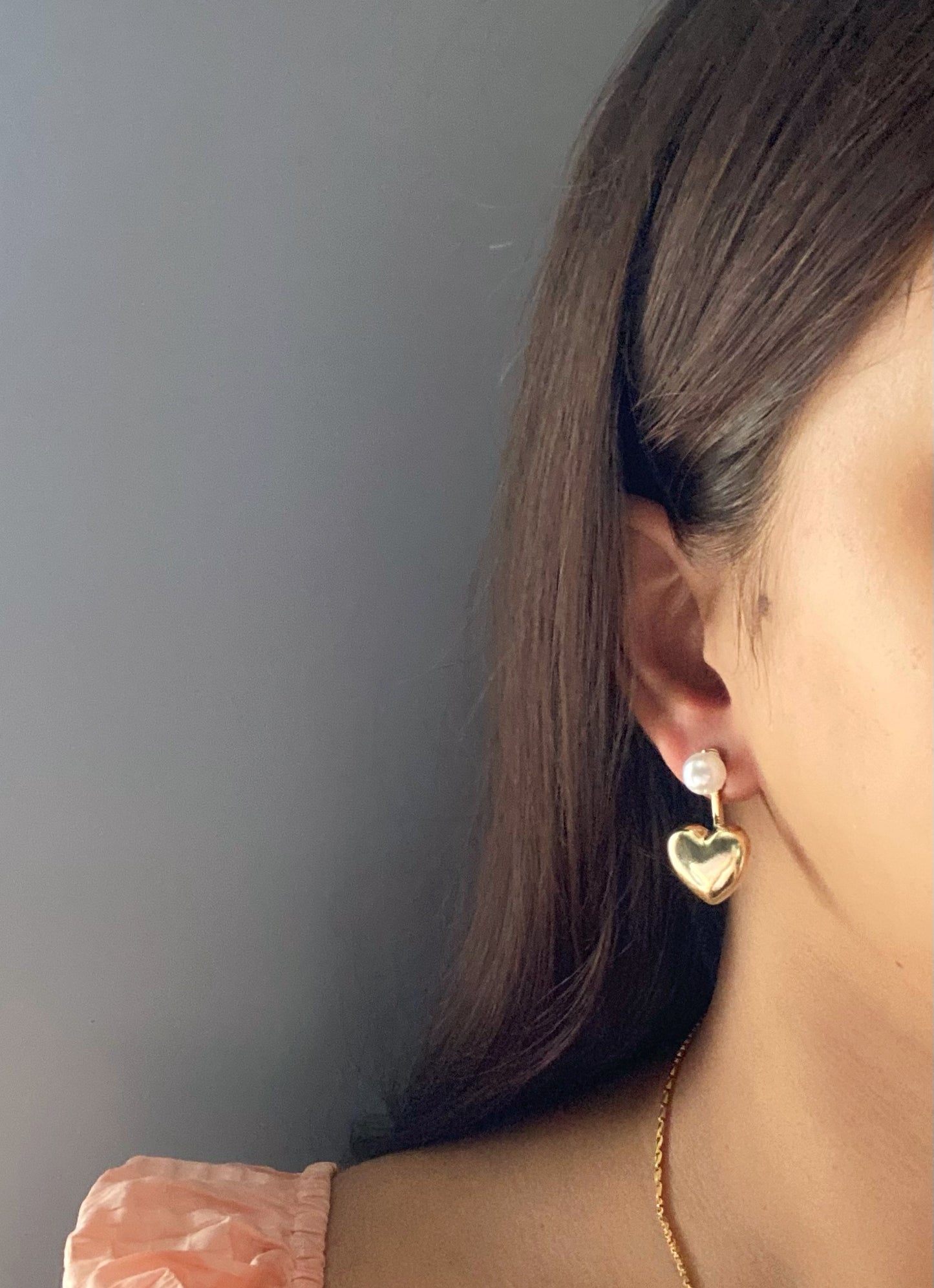 Pearl heart studs