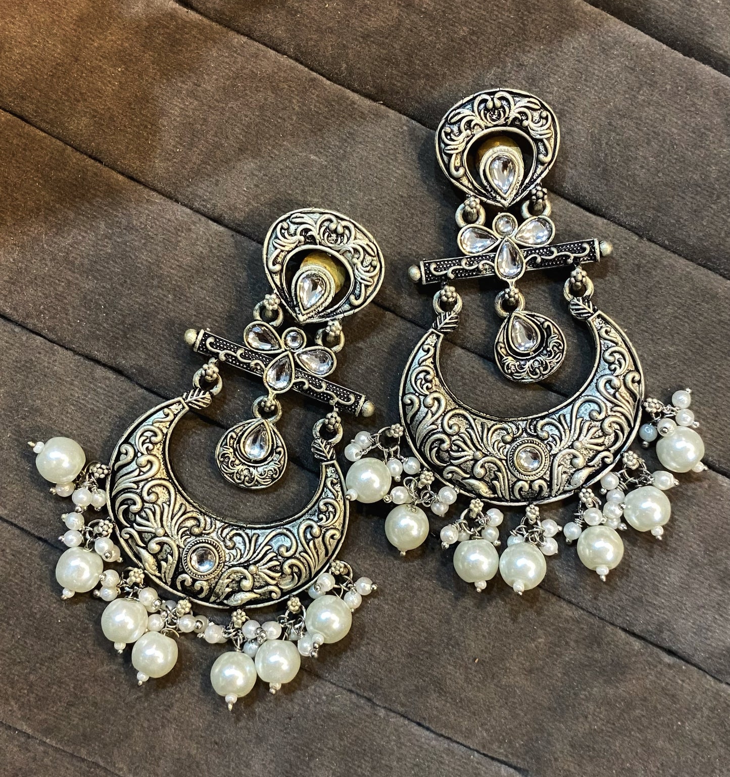 Bhoomi silver kundan chandbali earrings