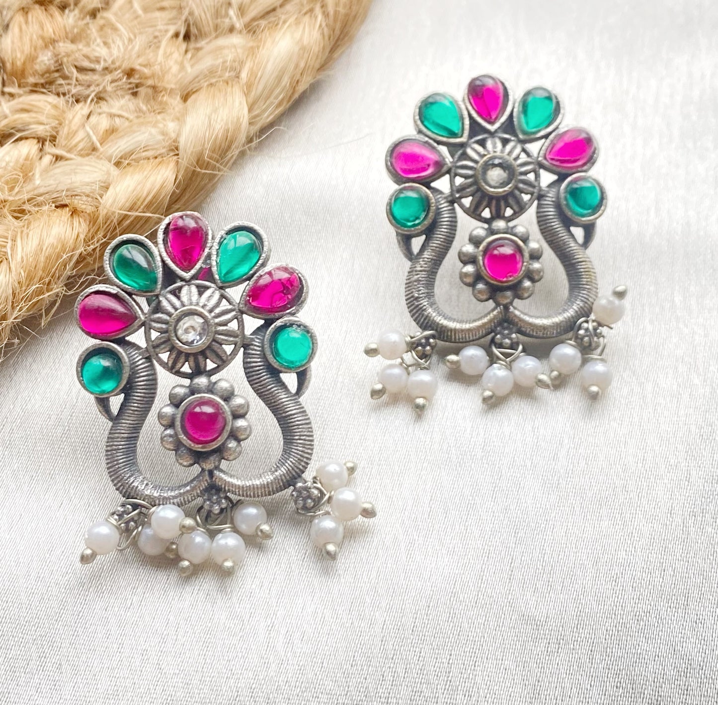Multicolor bird studs