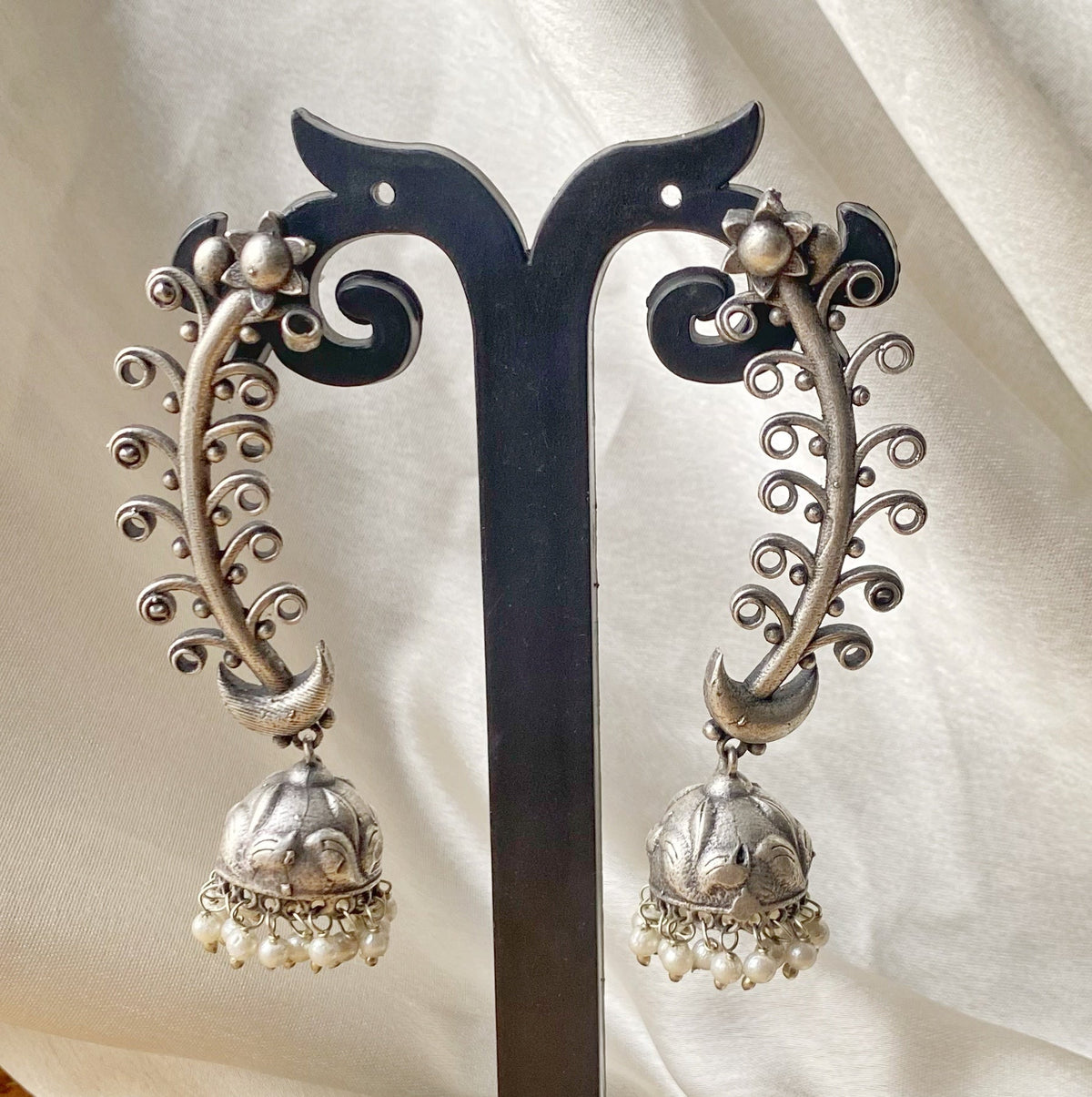 Ahilya silver jhumki
