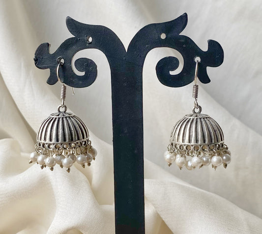 Rhea oxidised small jhumka