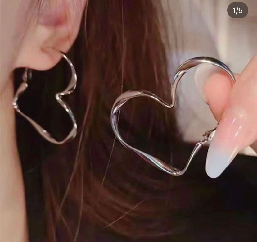 Heart hoops