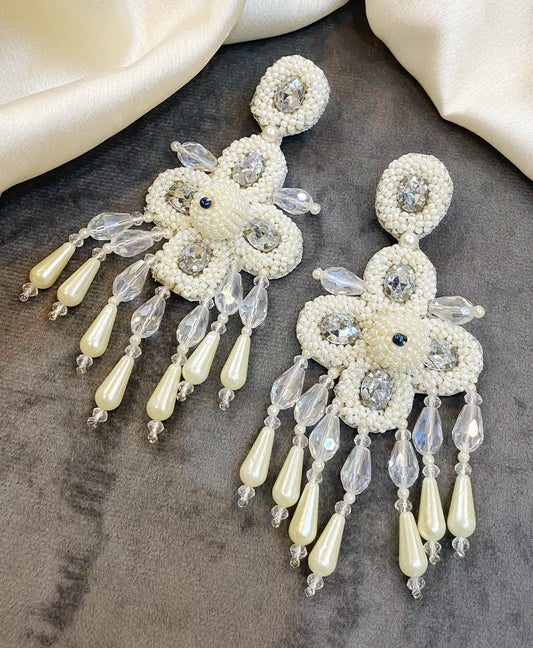 Elizeh pearl drop earrings