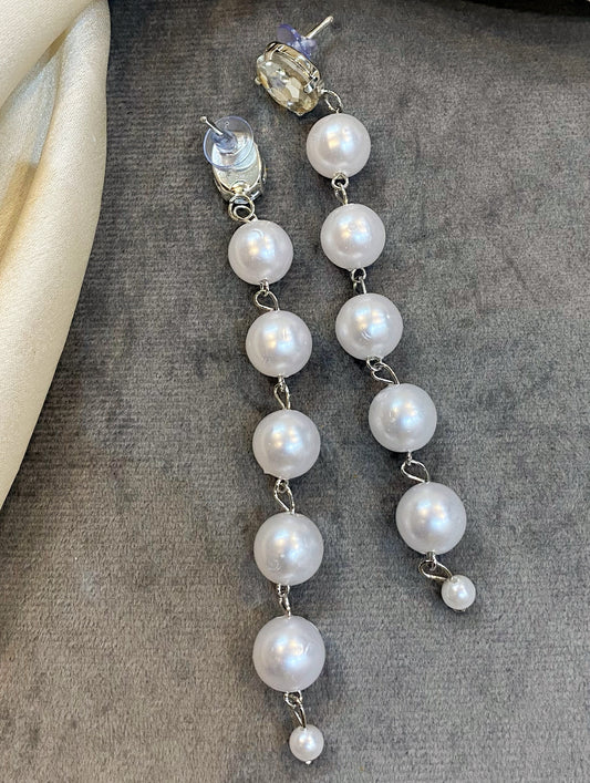 Pearl drop earrings