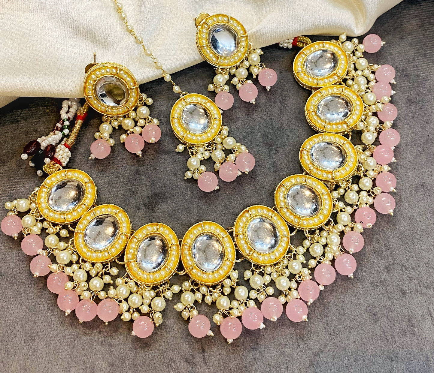 Pink Rea Kundan Choker Necklace Set