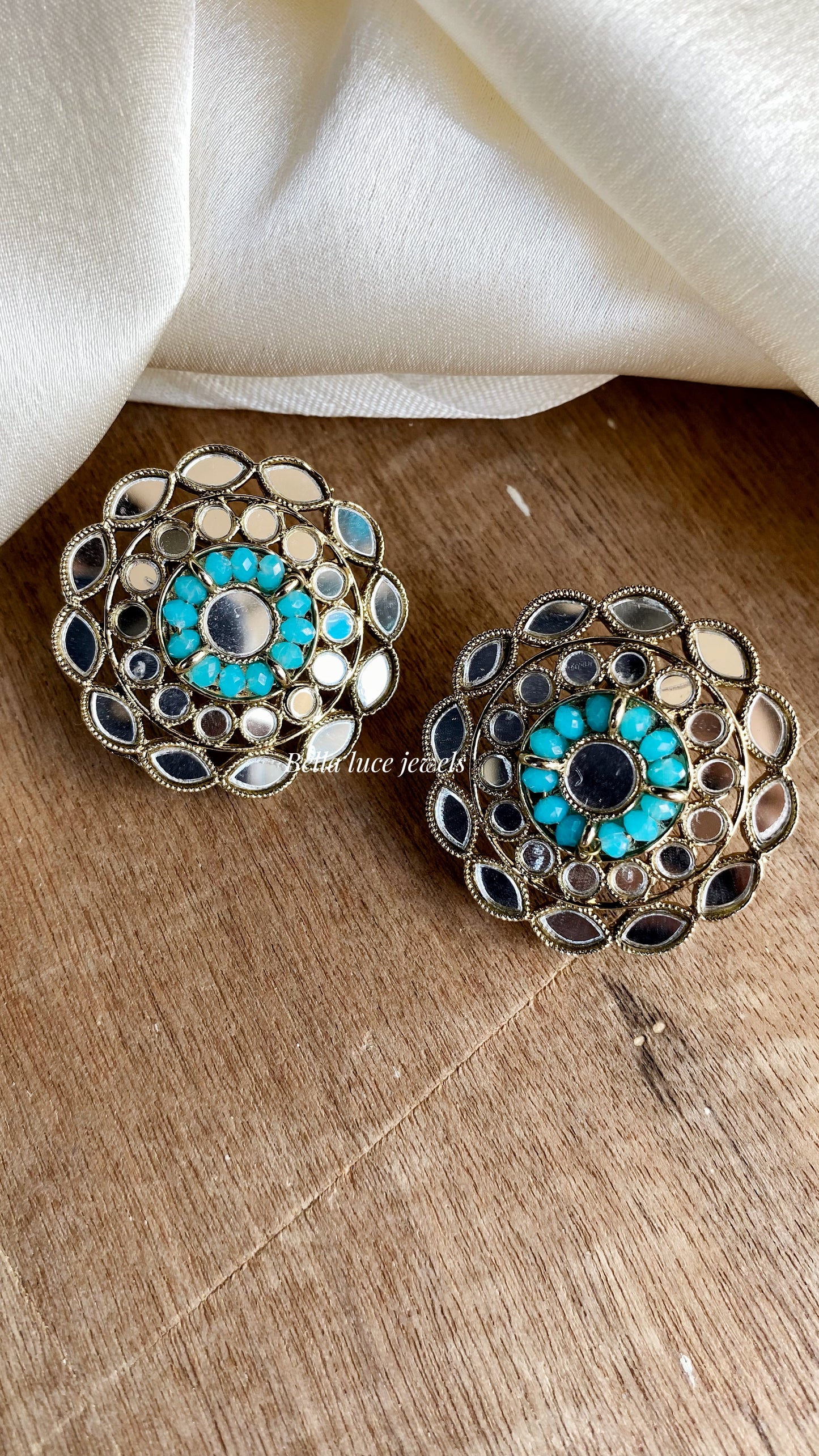 Aqsa Mirror Earstuds
