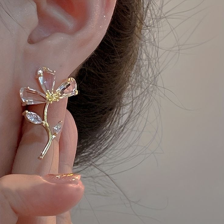 Flower stone studs