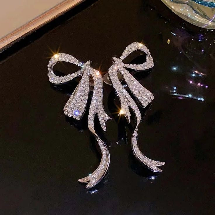 Bow Cz studs