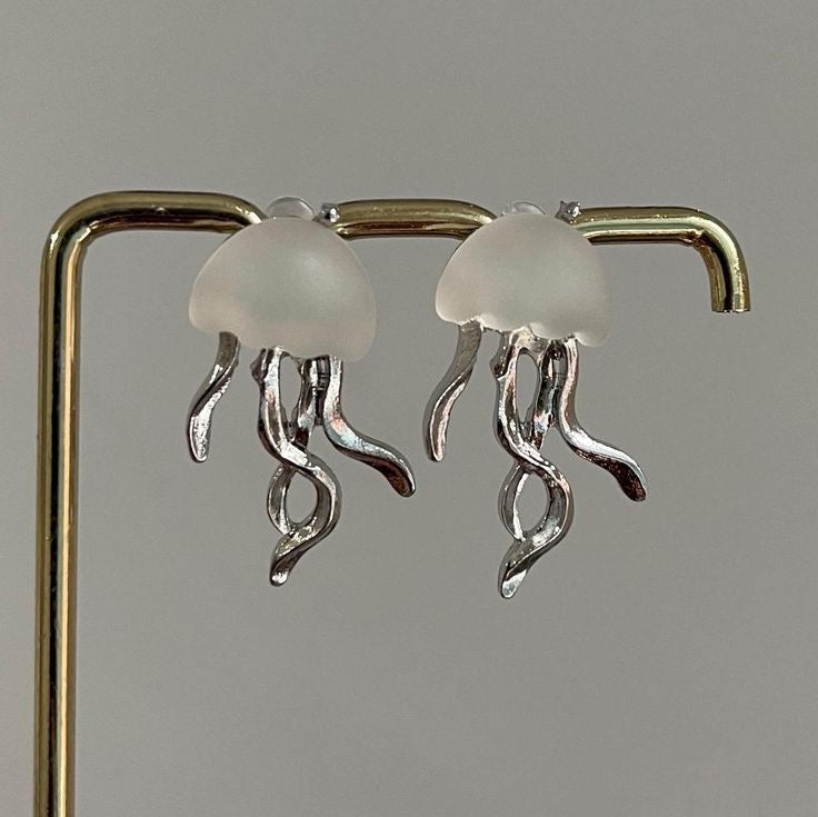 Jellyfish studs